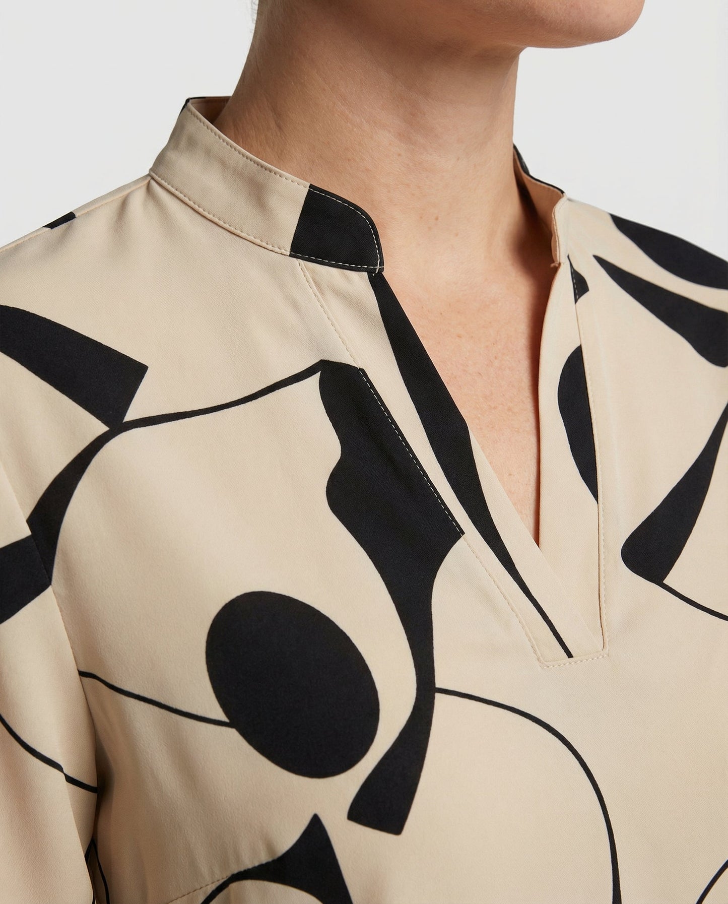 Miara Shop | Women’s Elegant Comfort Blouse | Soft Relaxed Fit