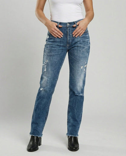 relaxed fit jeans with straight-leg cut and casual streetwear style