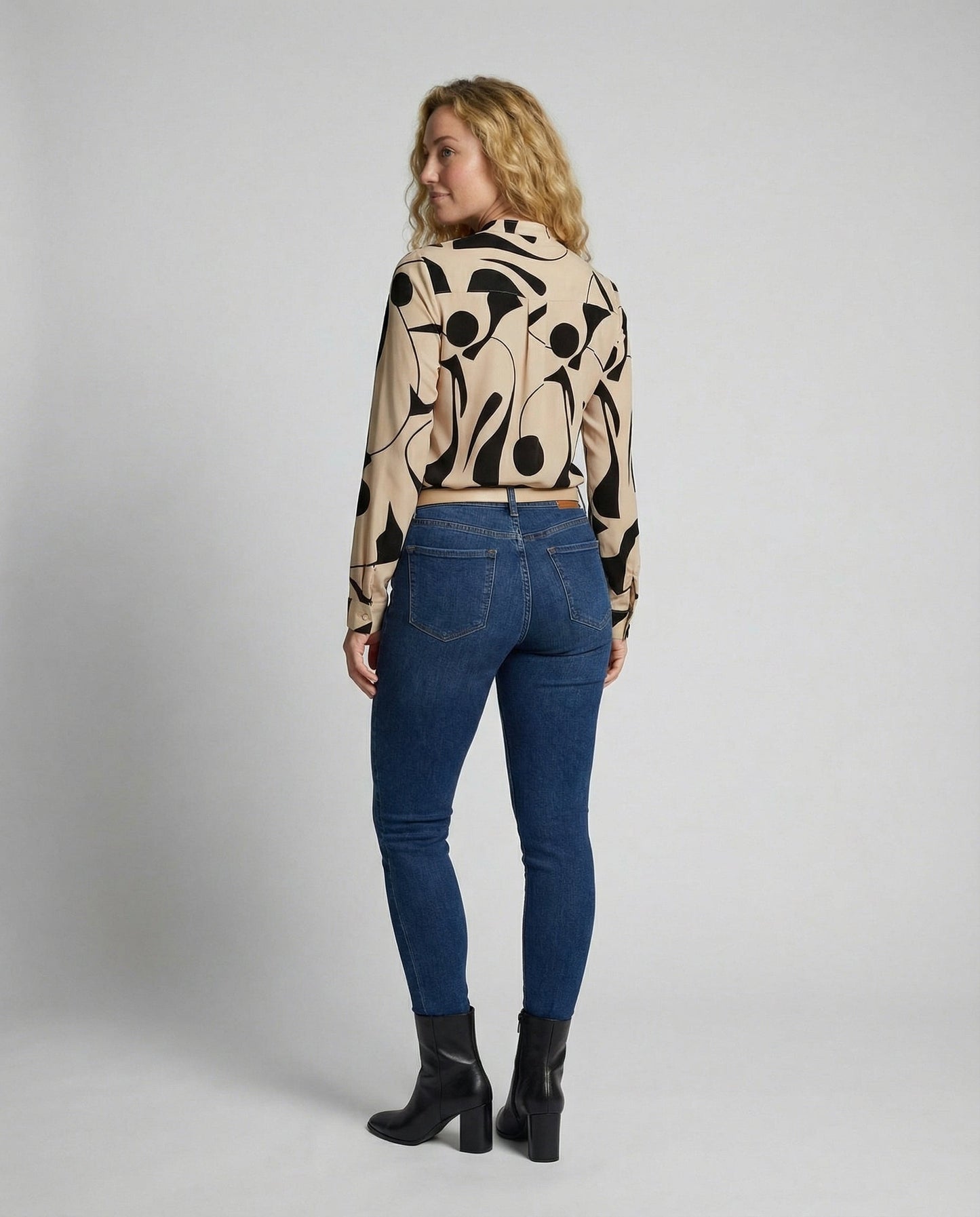Miara Shop | Women’s Elegant Comfort Blouse | Soft Relaxed Fit